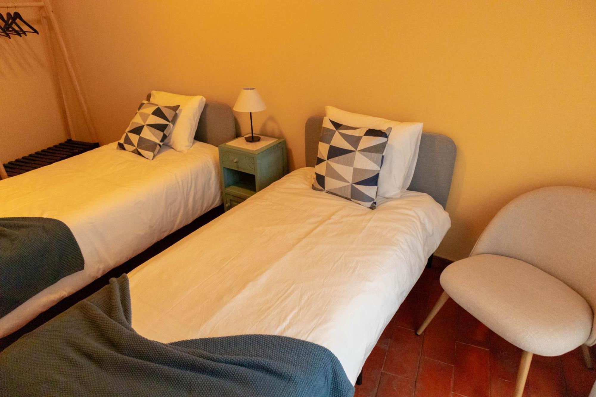 Casa Angulosa โกวิลา ภายนอก รูปภาพ