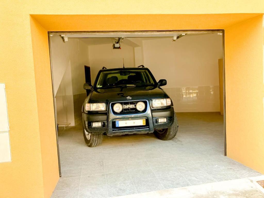 Casa Angulosa โกวิลา ภายนอก รูปภาพ